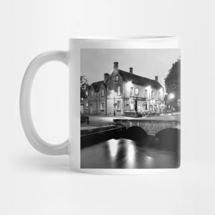 Kingsbridge Inn Bourton on the Water Cotswolds Gloucestershire Mug